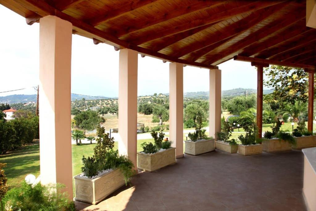 Wonderful Villa With Great View In Posidi-Kalandra Zewnętrze zdjęcie